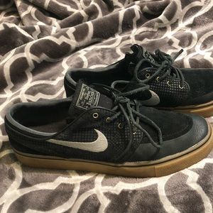 NIKE Stefan Janoski shoes